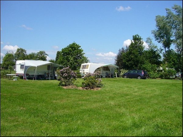 Kleincamping De Knotwilg Foto 1